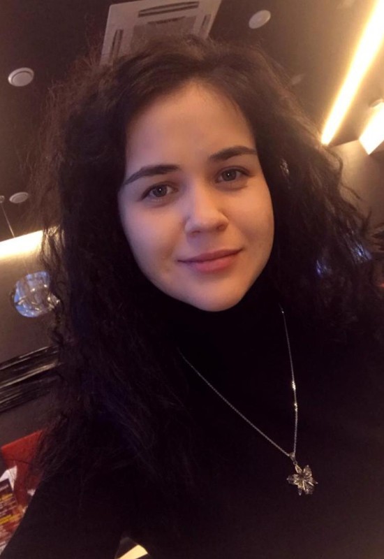 Anna • 39 • Russia