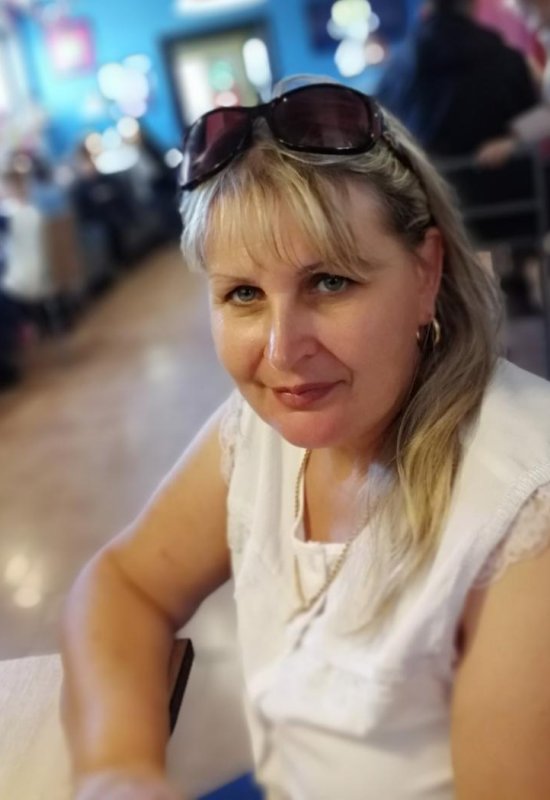 Marie • 58 • Russie