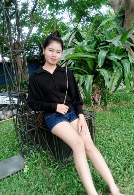 Nataran • 37 • Thaïlande