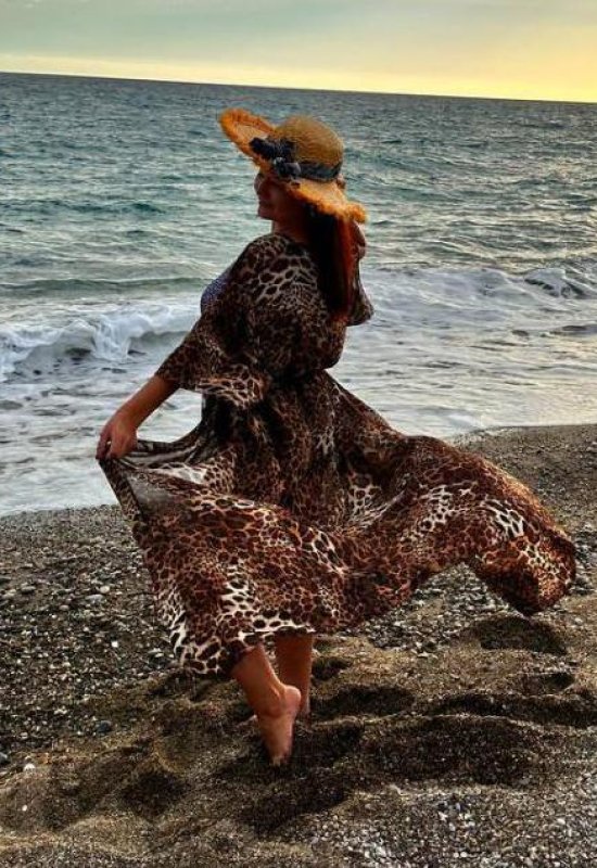 Kseniya • 36 • Russie