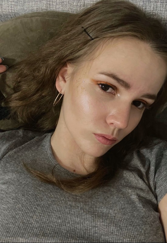 Ekaterina • 25 • Russie