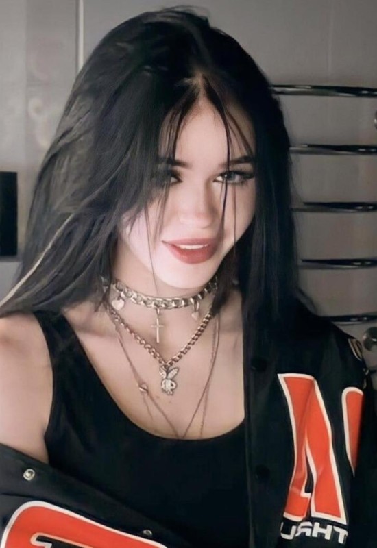 Sacha • 22 • Russia