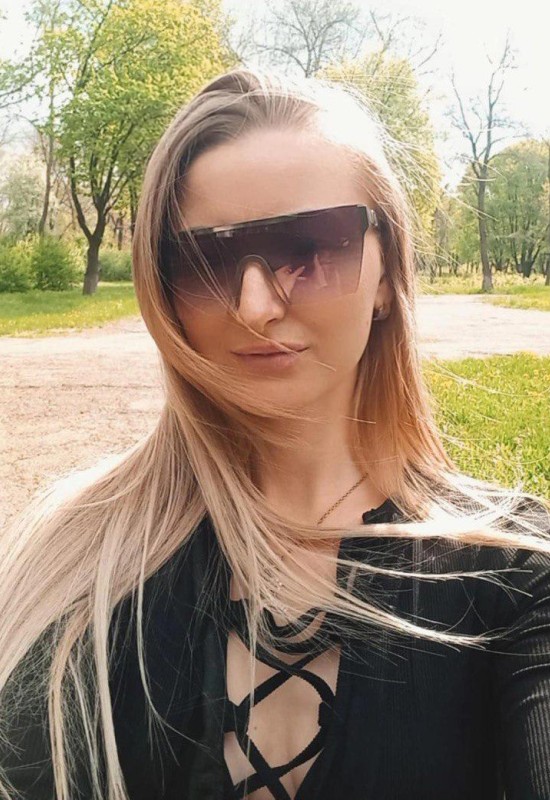 Koroleva • 36 • Ukraine 🇺🇦