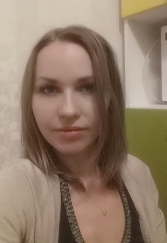 Ksenia • 42 • Russia