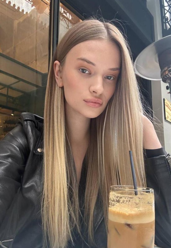 Sofi • 23 • Ukraine 🇺🇦