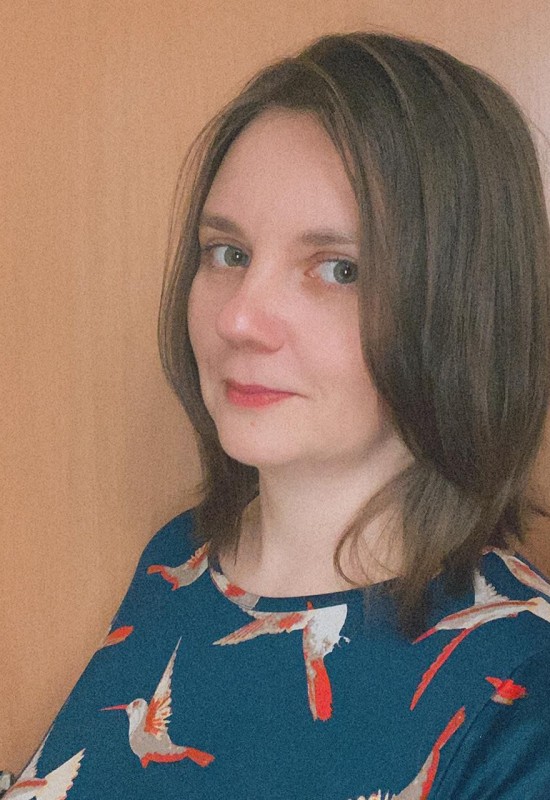 Yulia • 43 • Russia