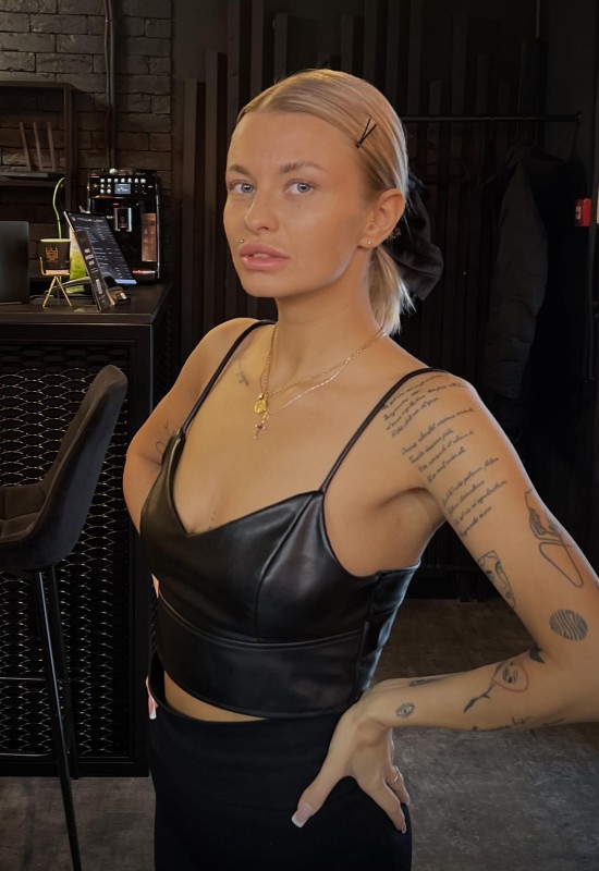 Sasha • 30 • Russia