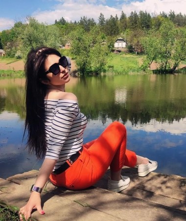 Anna, 40