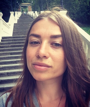 Tanya, 38