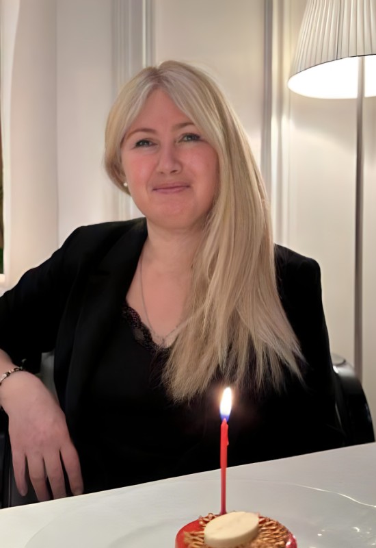 Natalia • 47 • Russie