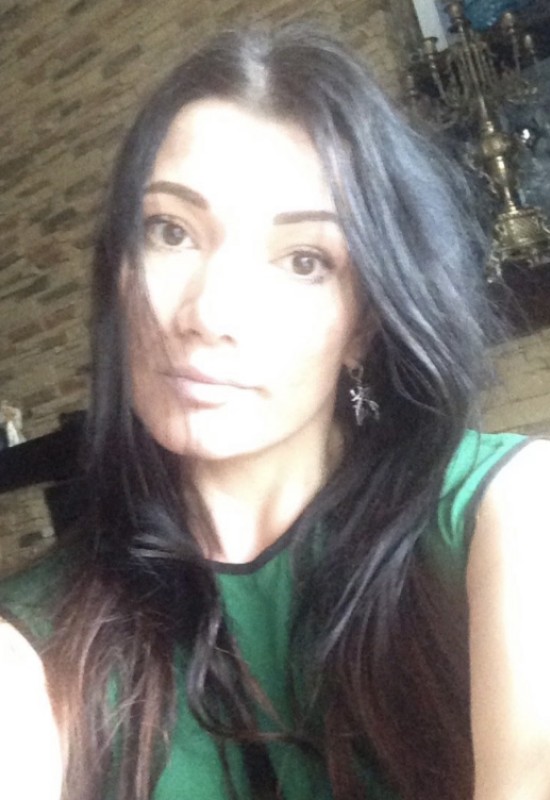 Svetlana • 44 • Russia