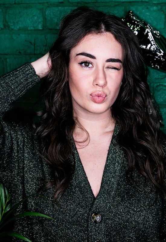 Sacha • 37 • Russia