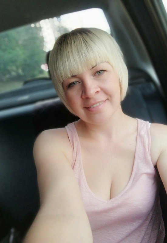 Marina • 40 • Russia