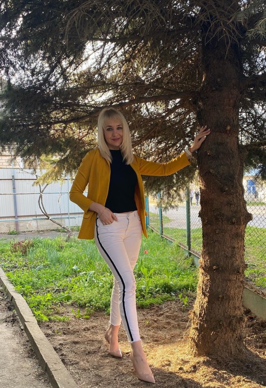 Kristina • 45 • Russia