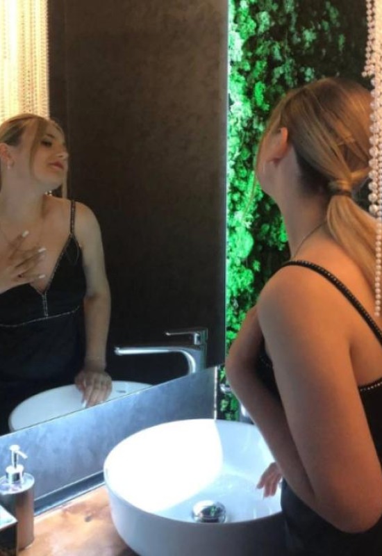 Ira • 20 • Russia