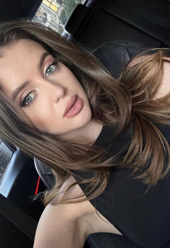 Mary • 32 • Україна