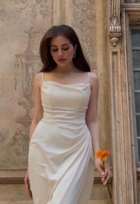 Anna • 26 • Russia