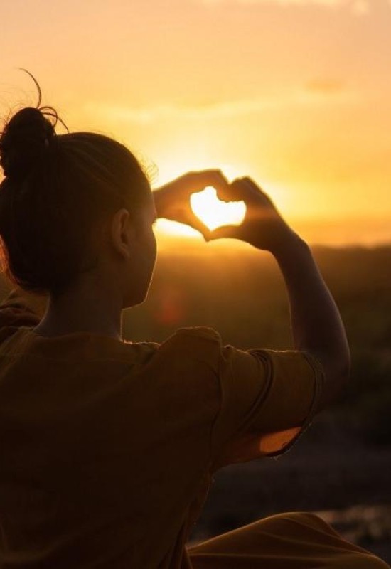 Anna • 37 • Ukraine