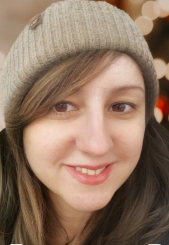 Elena • 53 • Росія