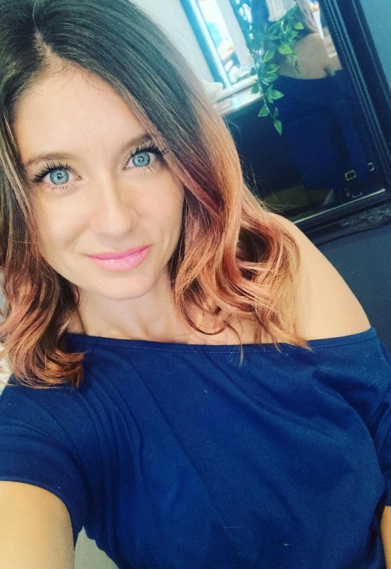 Kristina • 40 • Росія