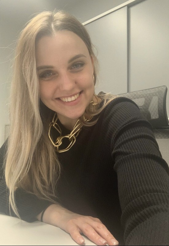 Oxana • 48 • Россия