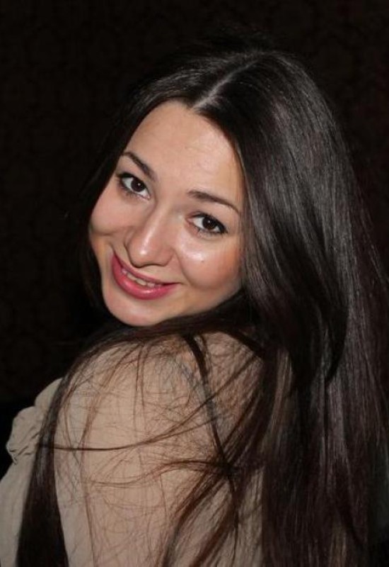 Natalia • 39 • Ukraine