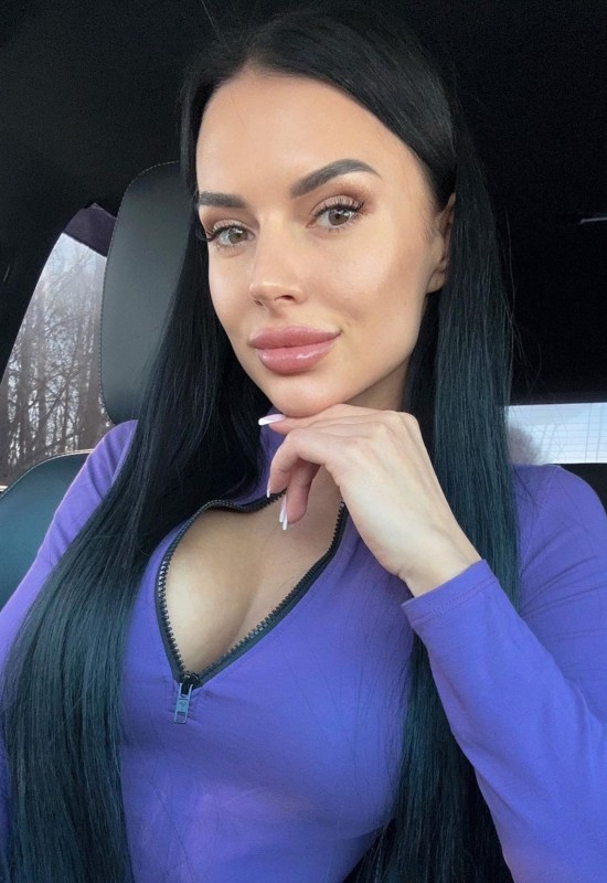 Kristina  • 33 • Росія