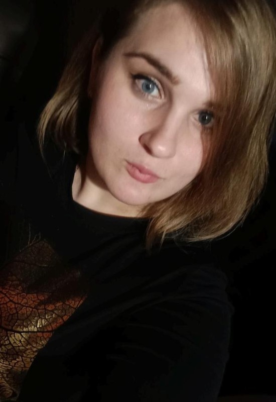 Kate • 30 • Russia