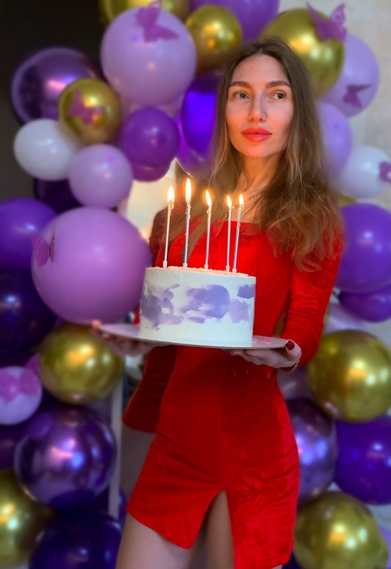 Lina  • 39 • Украина