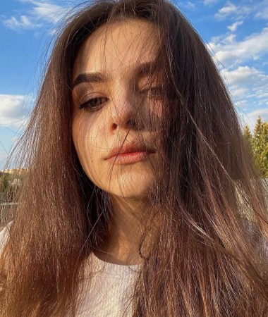 Voktoria, 30