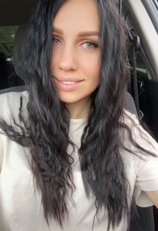 Irina • 29 • Ukraine