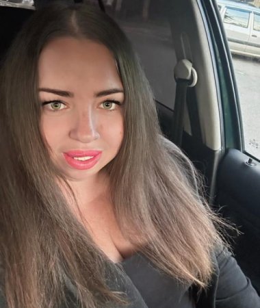 Olessia, 38