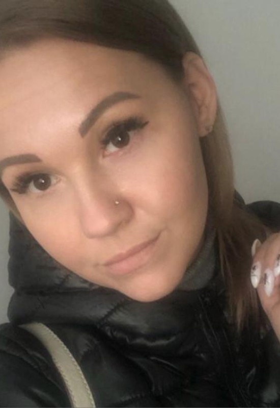 Olga • 37 • Ukraine