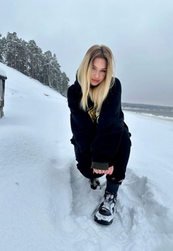 Olga • 39 • Lettonie