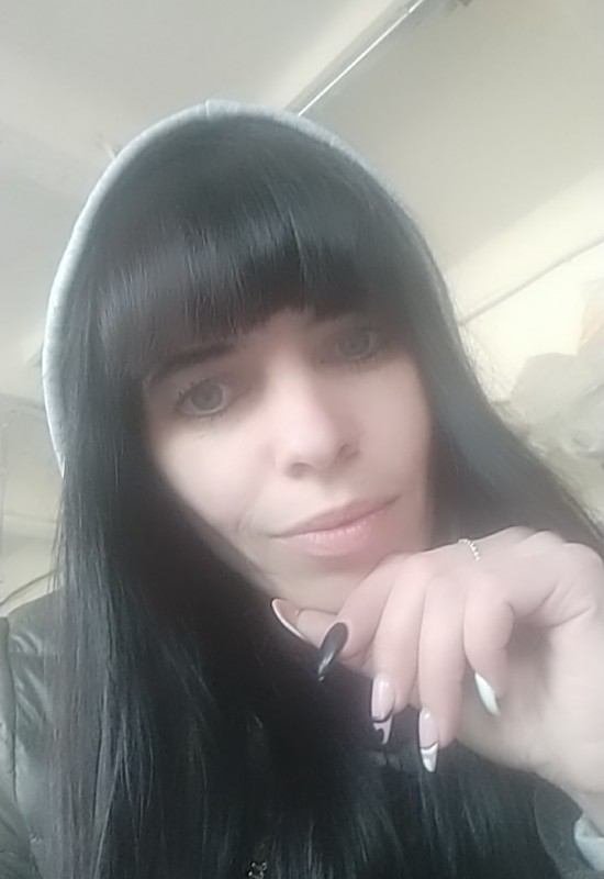 Iren • 38 • Ukraine