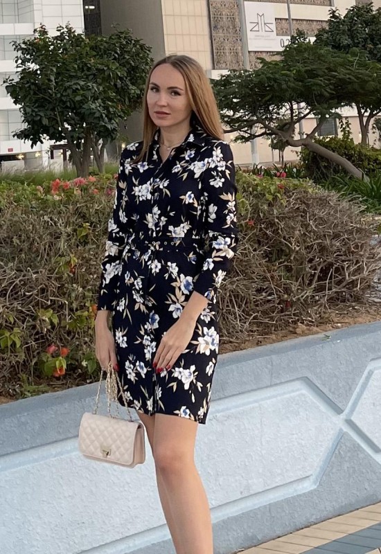 Katerina • 34 • Франция