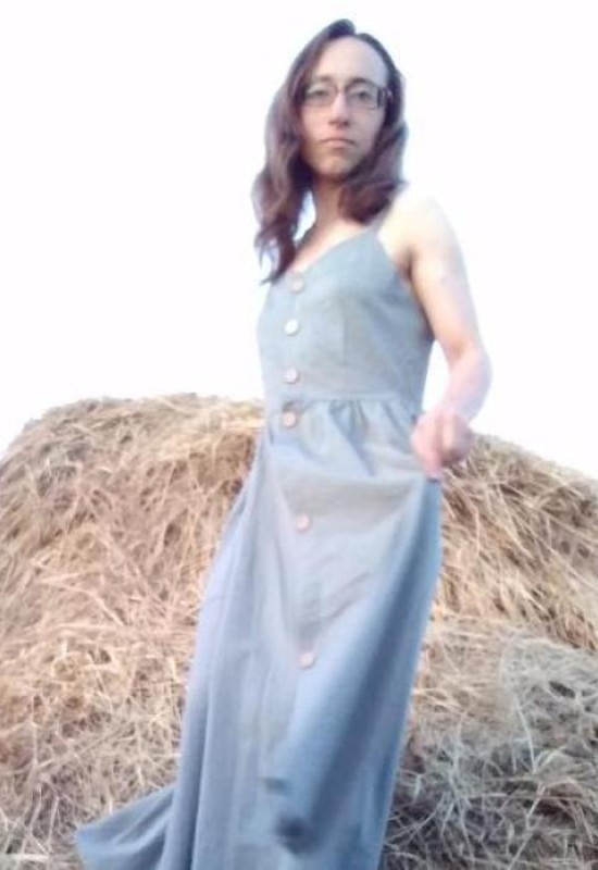 Elena • 32 • Russia