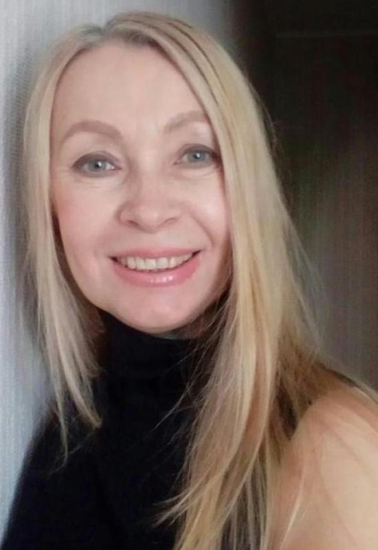 Elena • 58 • Russia