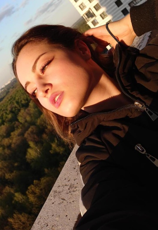 Karina • 28 • Росія