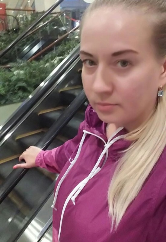 Anna • 44 • Россия