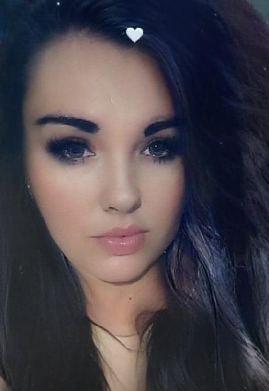 Daria • 27 • Ukraine