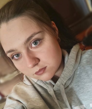 Sophia, 24