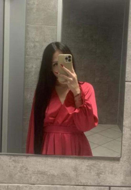 Diana • 21 • Росія