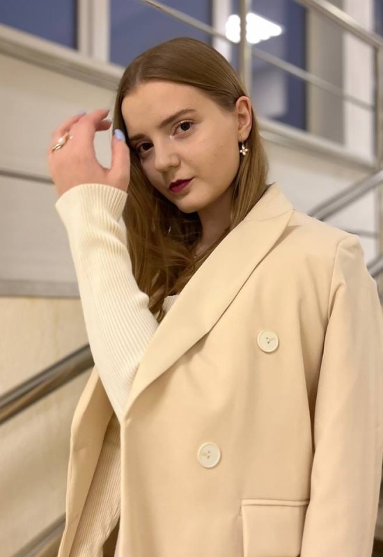 Avrora • 23 • Росія