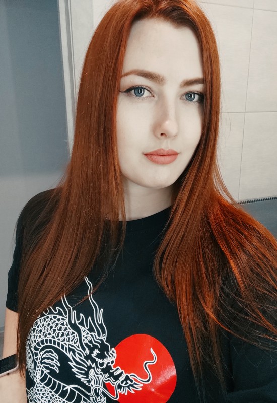 Green • 33 • Russie