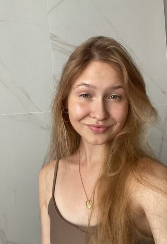 Tatiana • 26 • Espagne