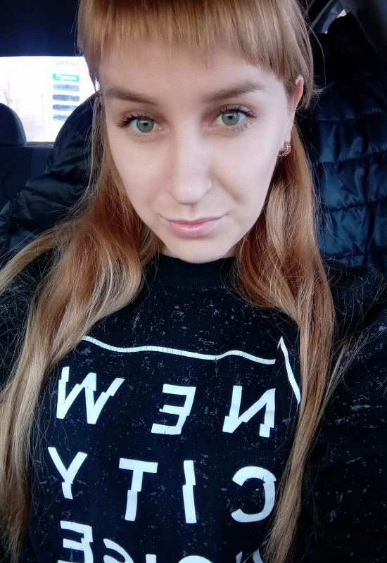 Katerina • 42 • Ukraine