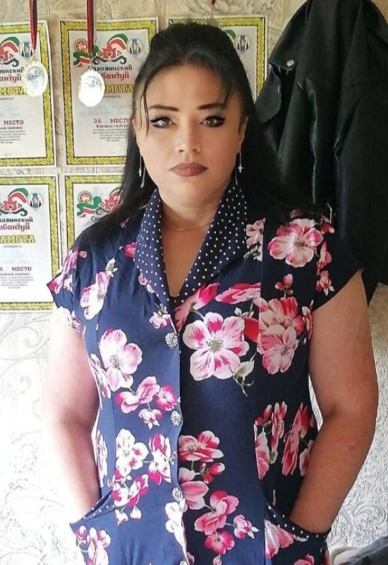 Oxana • 47 • Russia