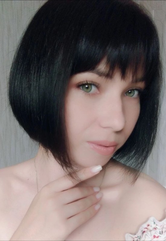 Olessia • 33 • Russia