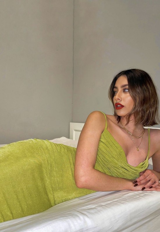 Lisa • 26 • Білорусь